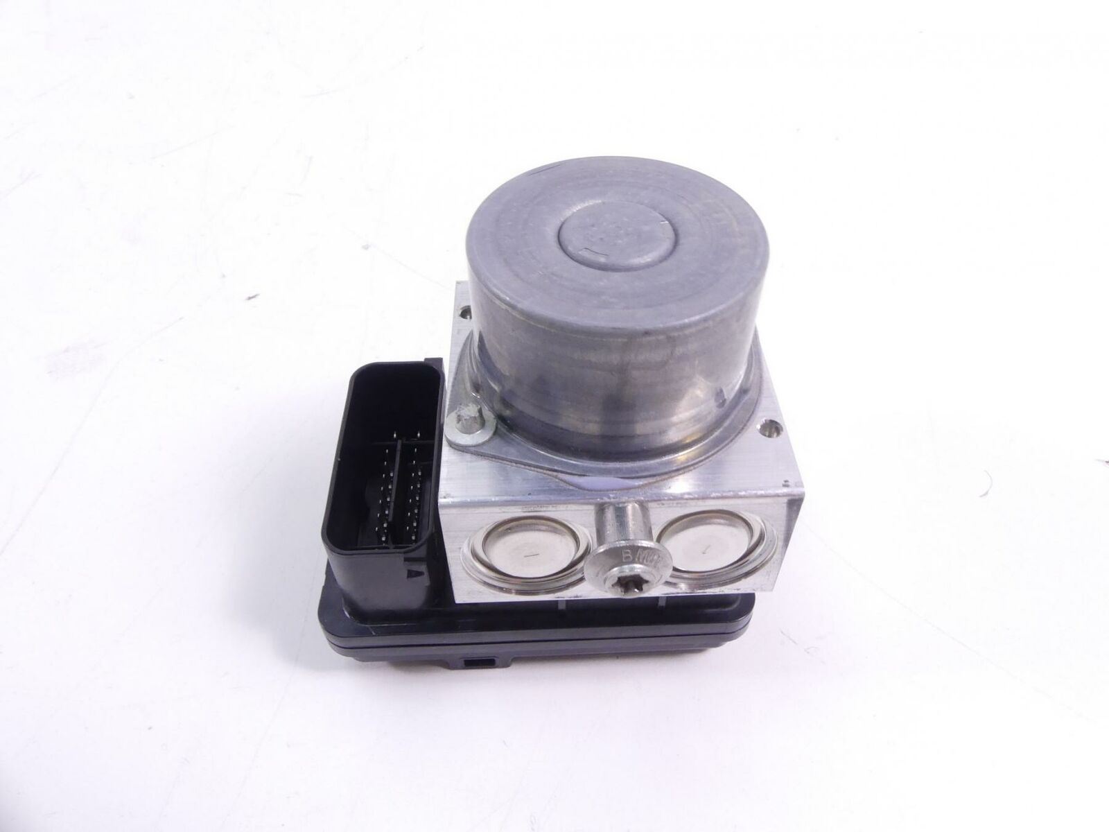 2020 BMW F900 R F900R K83 Abs Brake Pump Module - Tested 8393177 {{ shop.shopifyCountryName }} - Mototech271