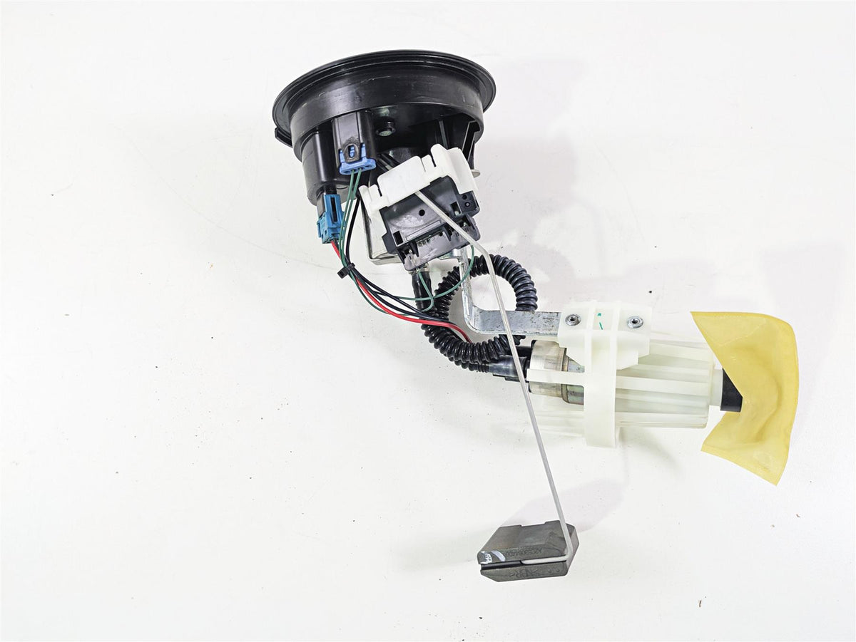 2016 BMW R1200RT K52 Fuel Gas Petrol Pump 16148532133 16148357969 {{ shop.shopifyCountryName }} - Mototech271