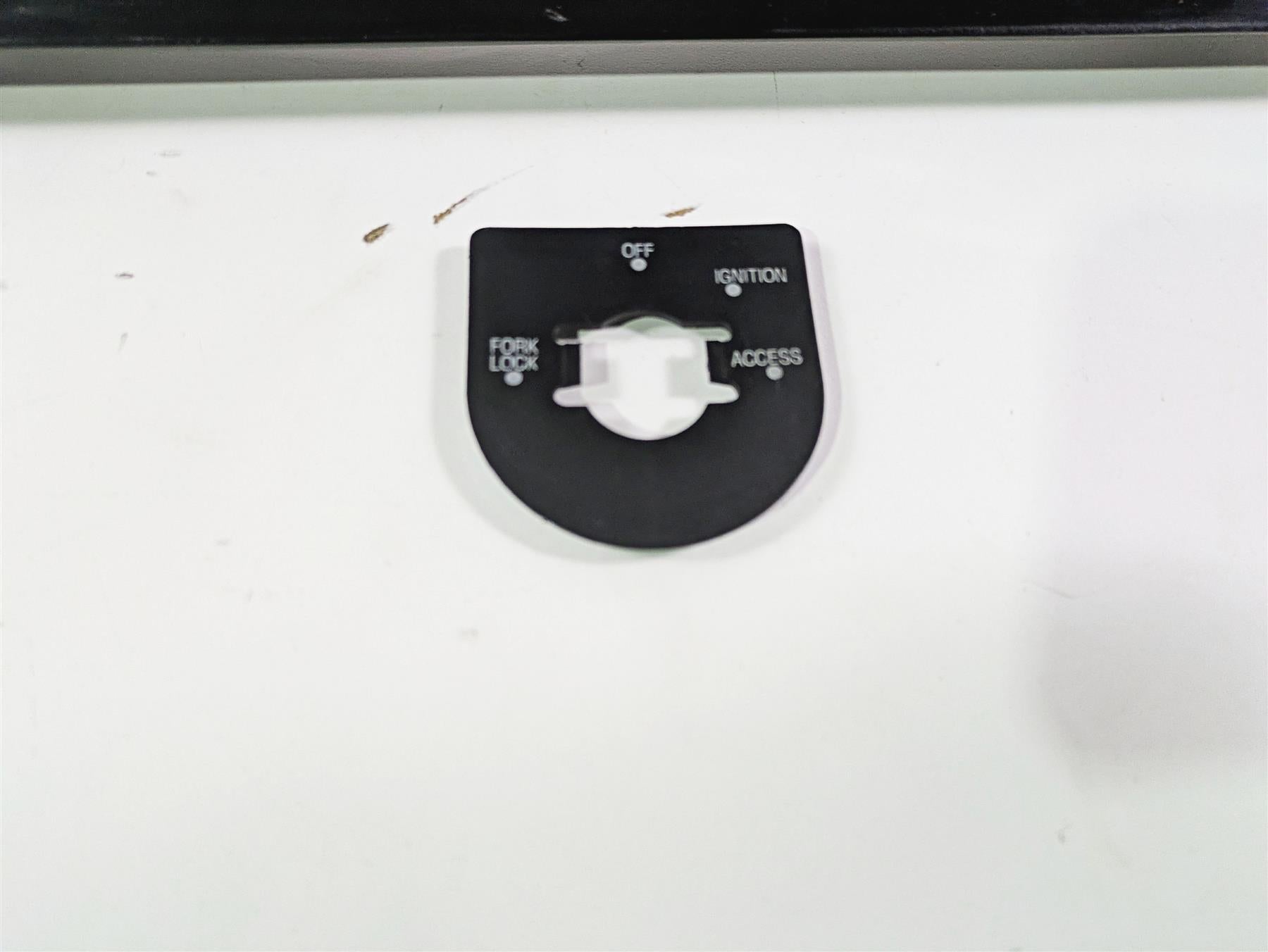 2009 Harley Touring FLHX Street Glide Ignition Switch Panel Fairing 58510-96 {{ shop.shopifyCountryName }} - Mototech271