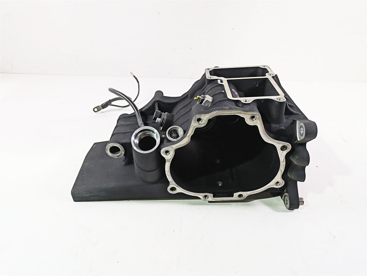 2007 Harley Touring FLHRSE CVO Road King 6-Sp Transmission Housing 33162-07A {{ shop.shopifyCountryName }} - Mototech271