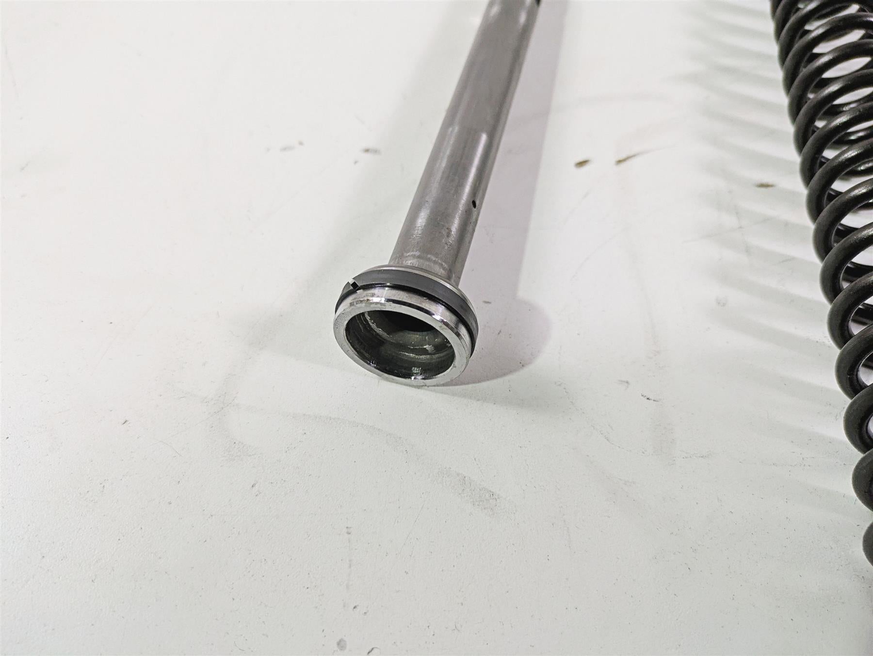 2009 Harley Touring FLHX Street Glide Front Fork Internals 46235-09 46422-09 {{ shop.shopifyCountryName }} - Mototech271