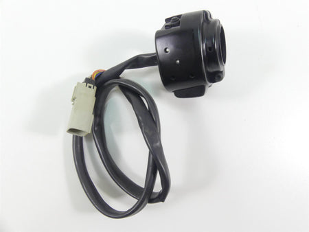 2008 Harley Softail FLSTSB Cross Bones Left Hand Signal Control Switch 71682-06A {{ shop.shopifyCountryName }} - Mototech271