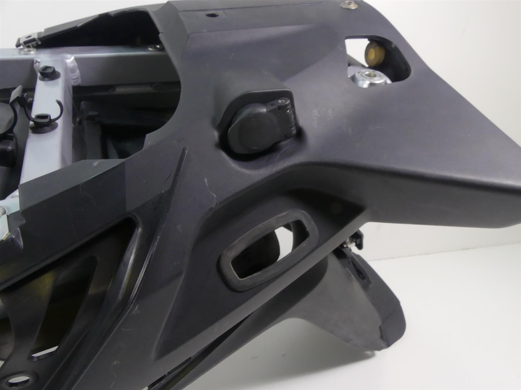 2015 BMW R1200RT K52 Rear Subframe Sub Frame + Inner Fender 46518528588 {{ shop.shopifyCountryName }} - Mototech271