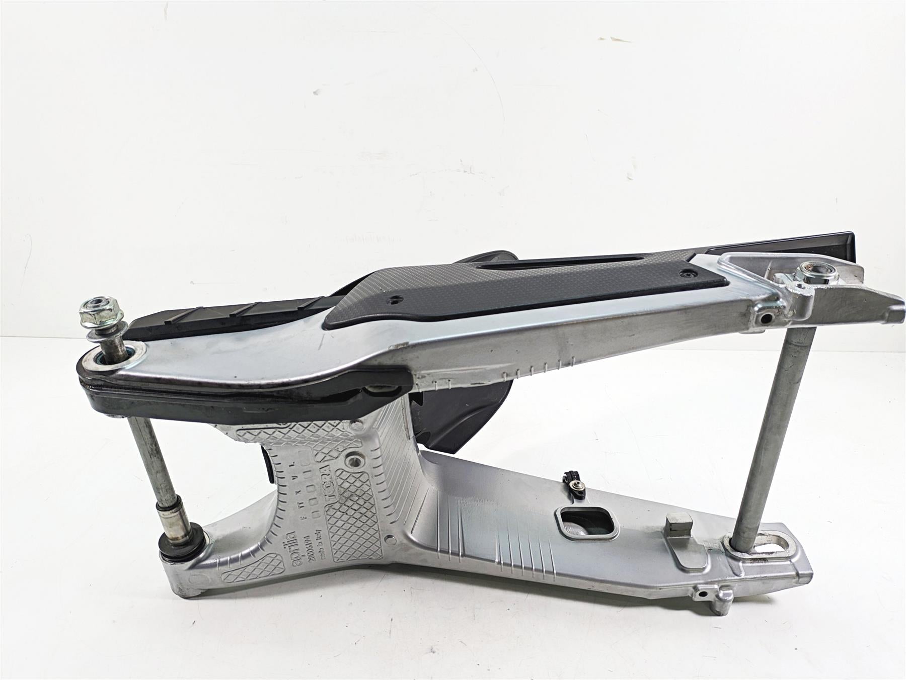 2021 Aprilia RS660 Rear Swingarm Swing Arm Axle Set 2B007756 {{ shop.shopifyCountryName }} - Mototech271