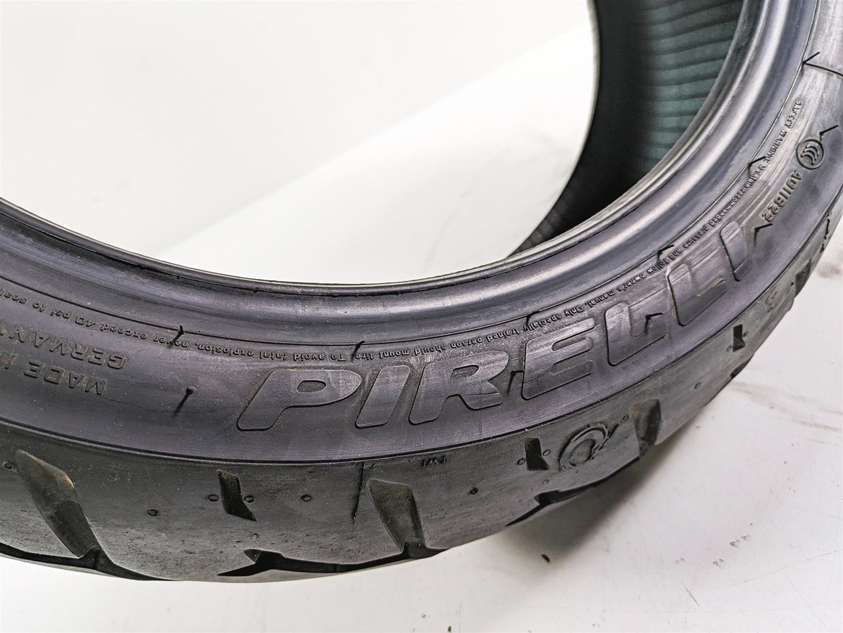 Used Rear Motorcycle Tire Pirelli Night Dragon 200/55 R17 5762595600 {{ shop.shopifyCountryName }} - Mototech271