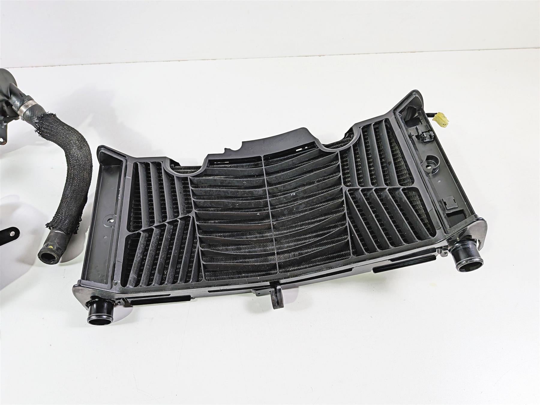 2009 Yamaha VMX17 V-Max 1700 Upper Radiator Fan Cover Hoses Set 2S3-12461-09-00-Mototech271