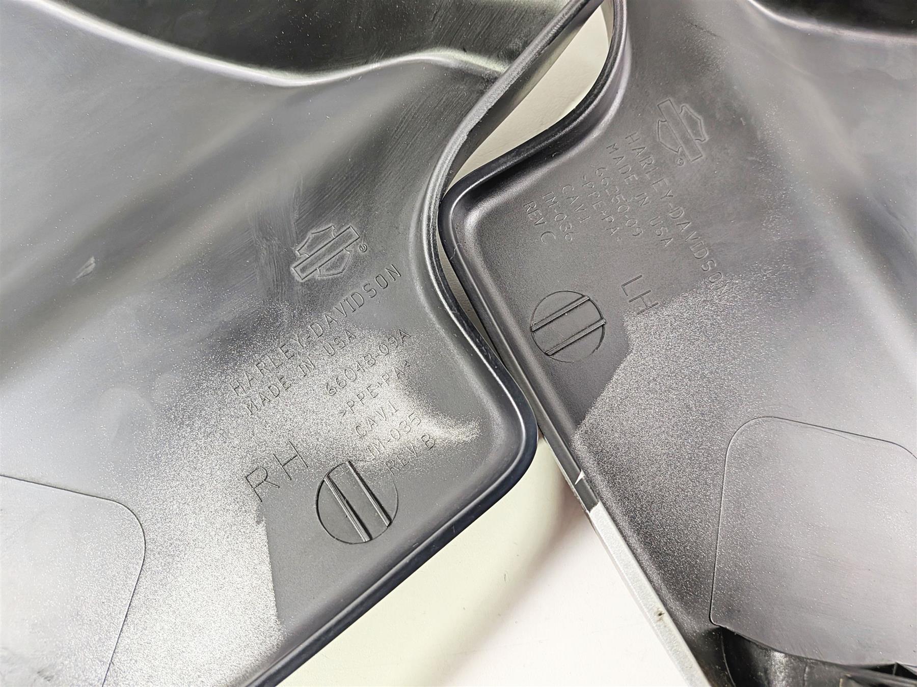 2020 Harley Touring FLTRK Road Glide Side Cover Fairing Set 66048-09A 66250-09 {{ shop.shopifyCountryName }} - Mototech271