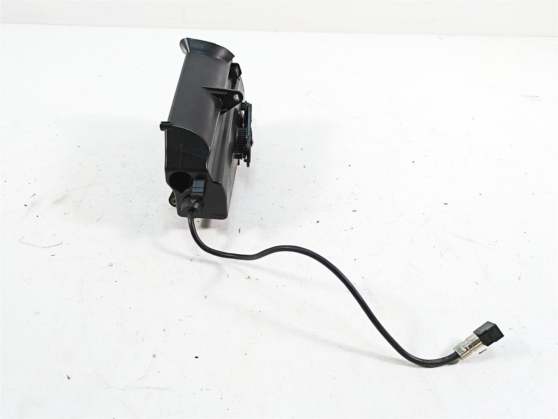 2018 Harley Touring FLHXSE CVO Street Glide Front Media Compartment 76000117 {{ shop.shopifyCountryName }} - Mototech271