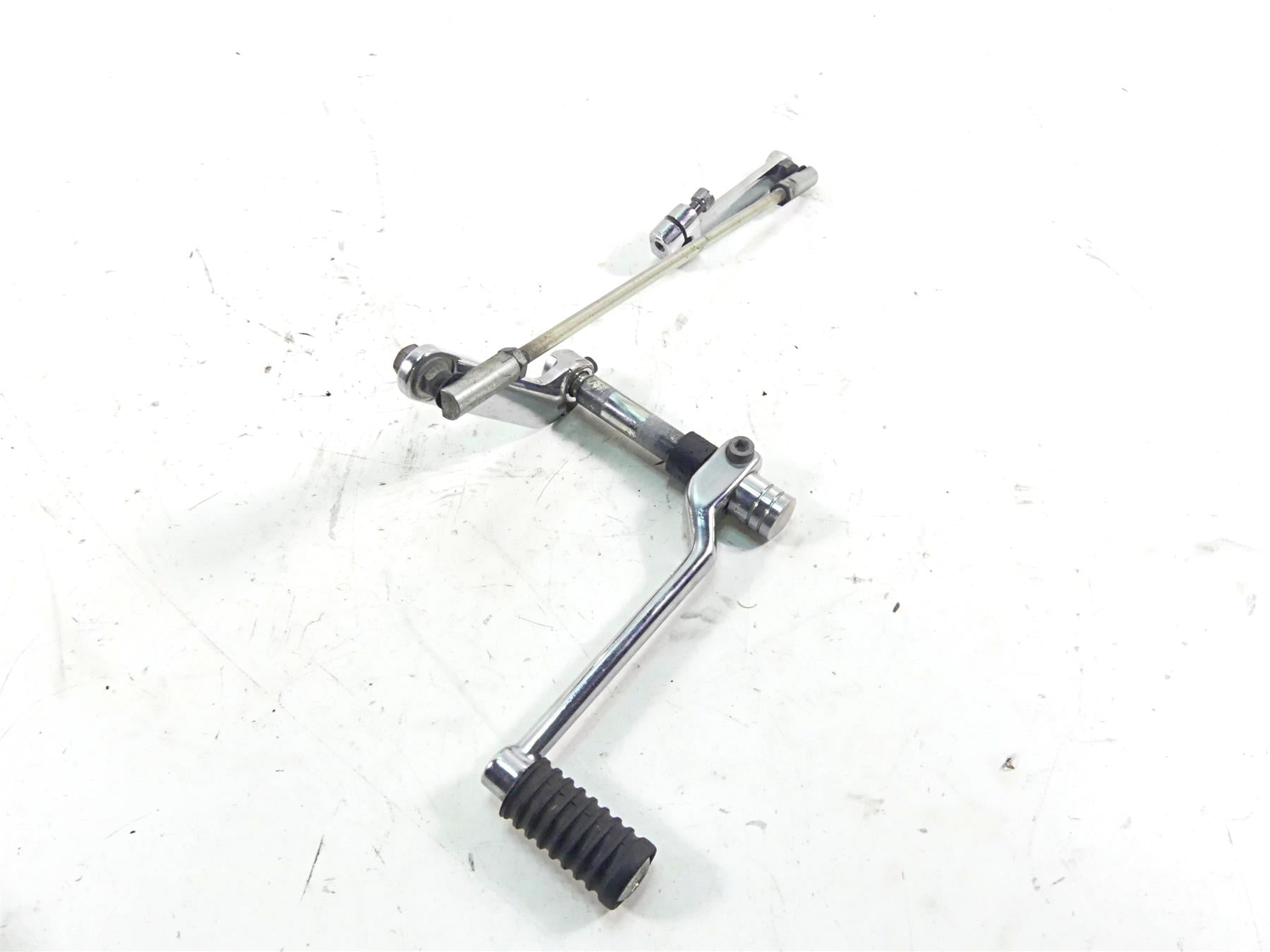 2011 Harley Touring FLTRX Road Glide Shift Lever Shift Pedals Links Set 33895-82 {{ shop.shopifyCountryName }} - Mototech271