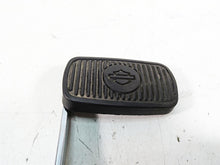 Load image into Gallery viewer, 2008 Harley FLHTCU Electra Glide Right Floorboard Footpeg + Brake Lever 50518-83 | Mototech271
