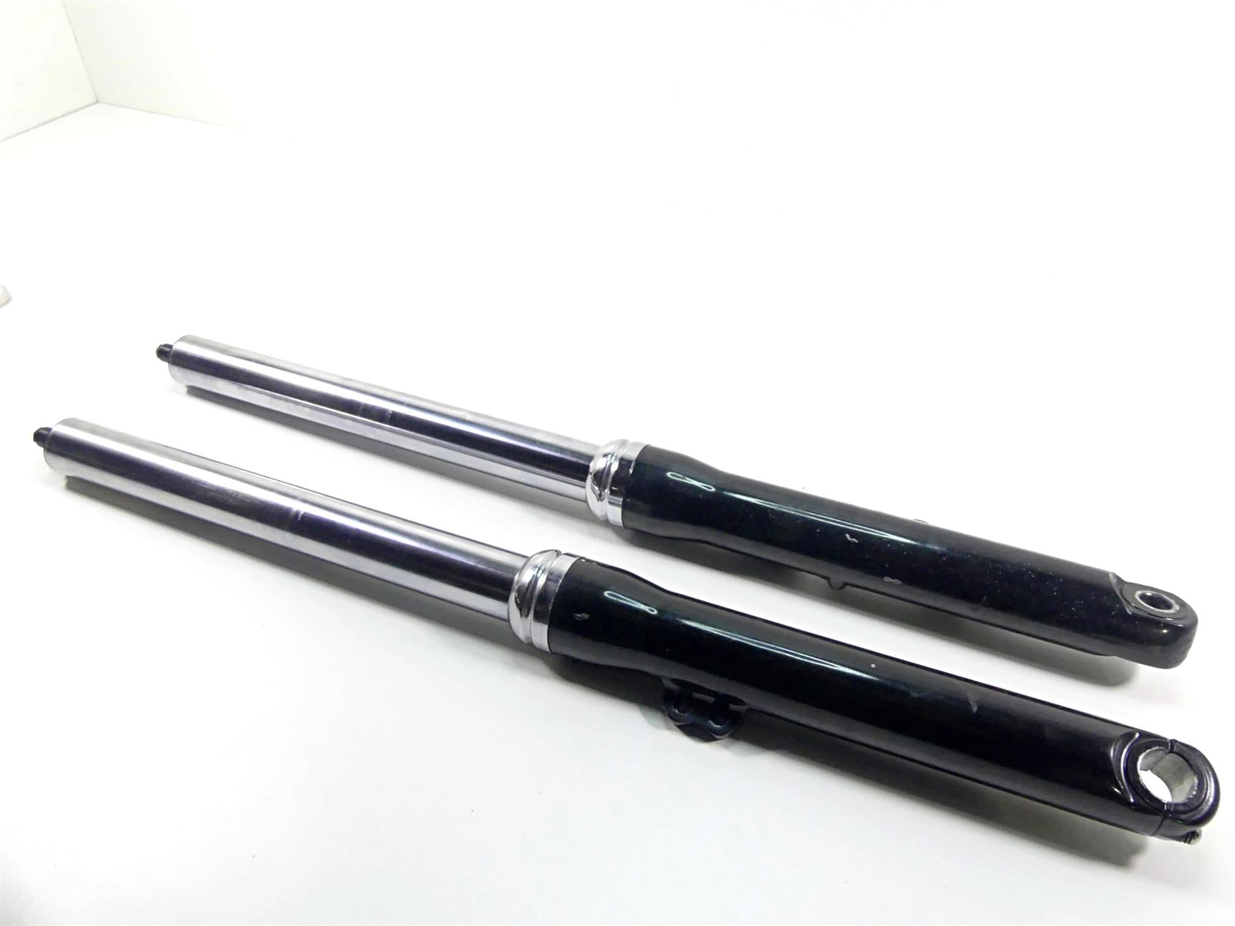 2017 Harley Dyna FXDB Street Bob Front Fork 49mm Preload Caps 45400034 45400033 {{ shop.shopifyCountryName }} - Mototech271