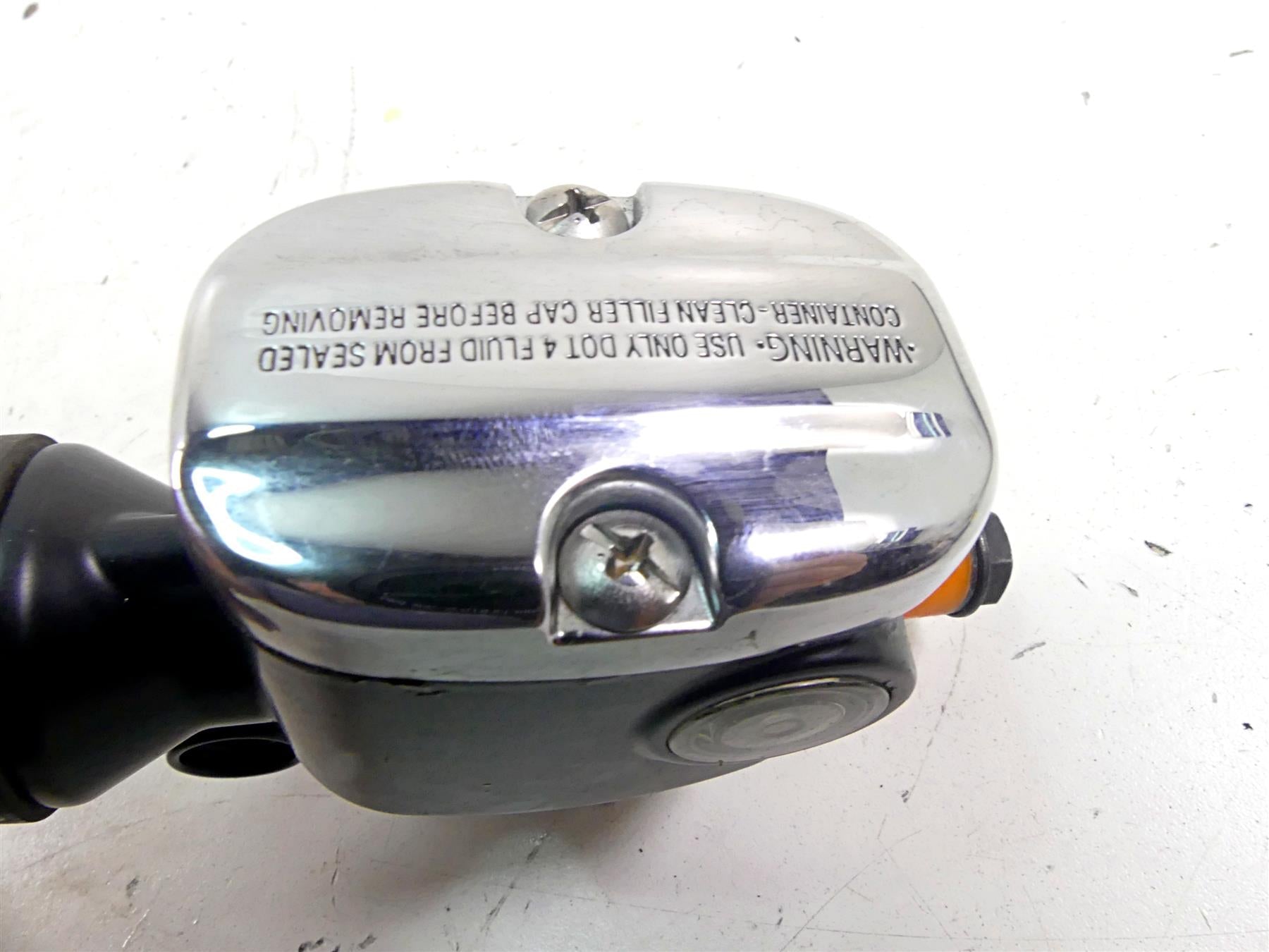 2015 Harley Touring FLHXS Street Glide Rear Brake Master Cylinder 41700028A {{ shop.shopifyCountryName }} - Mototech271