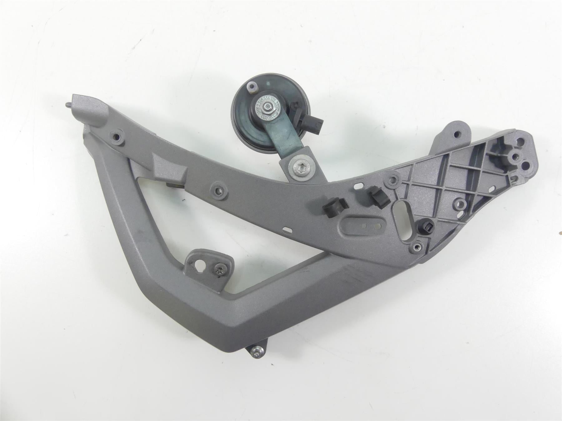 2013 BMW R1200GS GSW K50 Front Right Panel Carrier Stay Bracket 46638528674 {{ shop.shopifyCountryName }} - Mototech271
