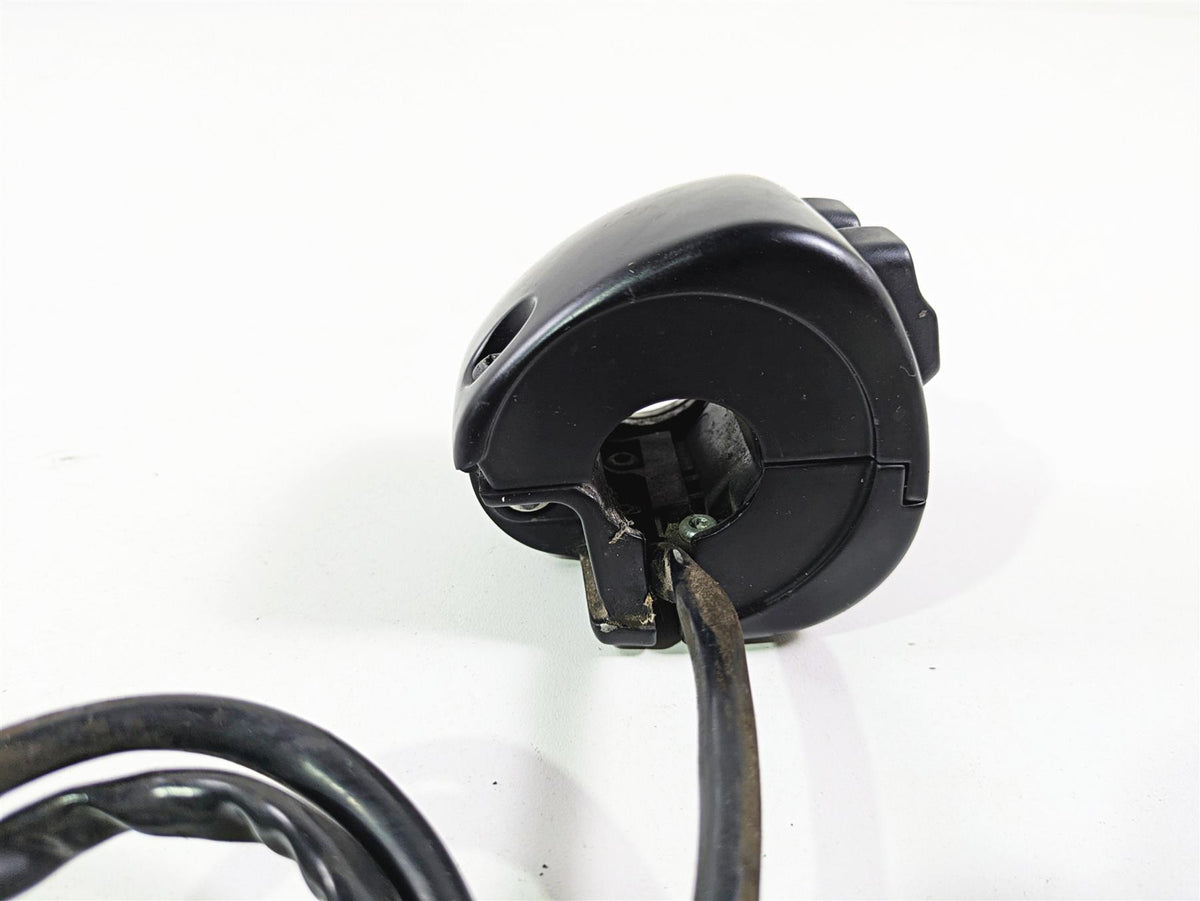 2018 Harley FLHCS Softail Heritage 115th Right Hand Control Switch 71500462 {{ shop.shopifyCountryName }} - Mototech271
