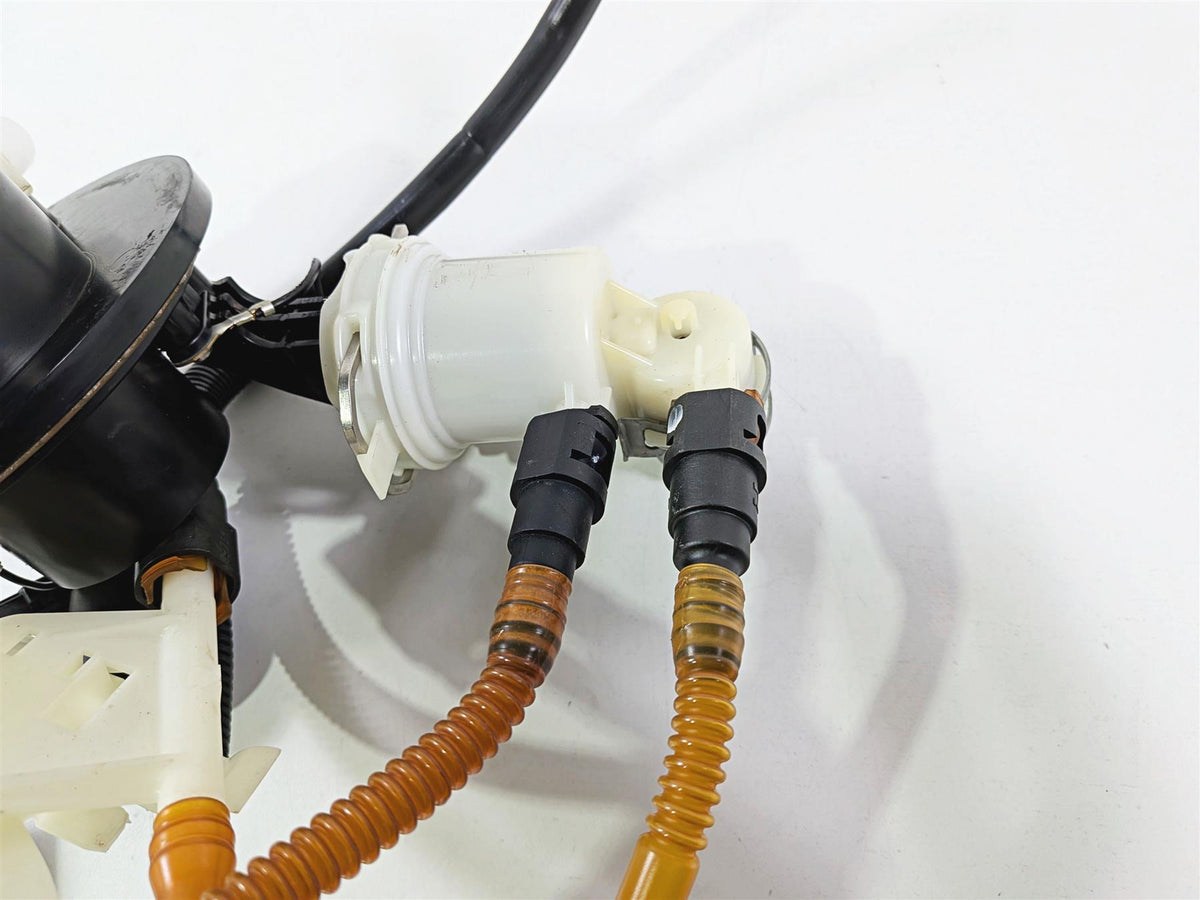 2014 Harley Touring FLHTK Electra Glide Fuel Gas Petrol Pump - Tested 75069-08C-Mototech271