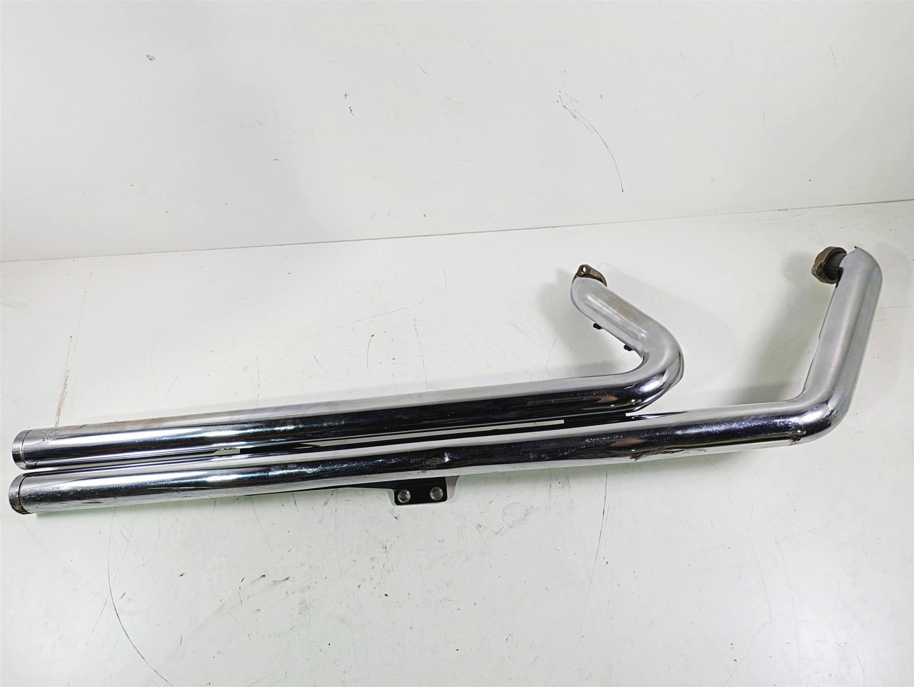 2004 Harley FLSTCI Softail Heritage Vance Hines Long Shots Exhaust System 17811 {{ shop.shopifyCountryName }} - Mototech271
