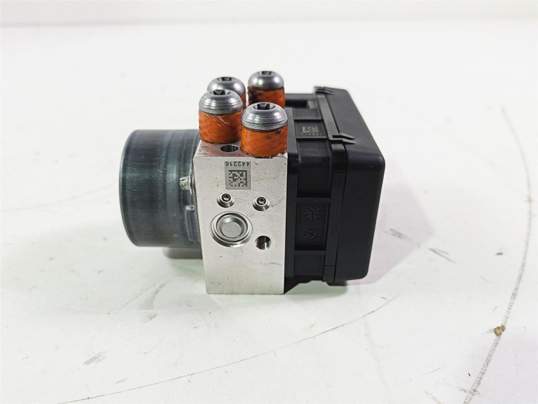 2015 BMW R nineT K21 Abs Brake Pump Module Pressure Unit 34518546851 {{ shop.shopifyCountryName }} - Mototech271