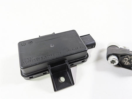 2019 BMW R1250GS K50 Rdc Module & Rear Tire Pressure Sensor -Read 65758546222 {{ shop.shopifyCountryName }} - Mototech271