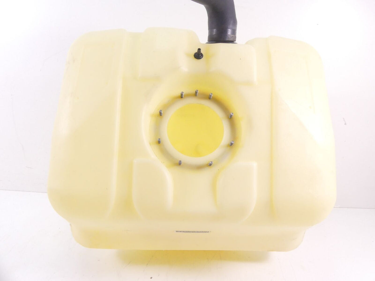 2014 Yamaha Waverunner VXR VX1800 Plastic 18.5g Fuel Gas Tank F2S-U7711-02-00 {{ shop.shopifyCountryName }} - Mototech271