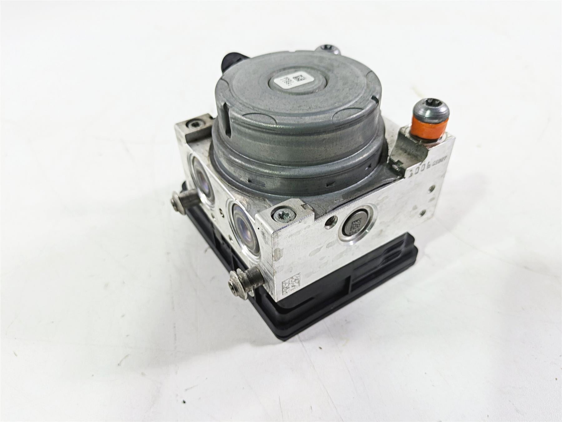 2016 BMW S1000RR K46 Abs Brake Pump Unit Module 34518561705 34518566956 {{ shop.shopifyCountryName }} - Mototech271