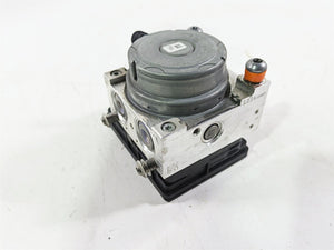 2016 BMW S1000RR K46 Abs Brake Pump Unit Module 34518561705 34518566956 | Mototech271
