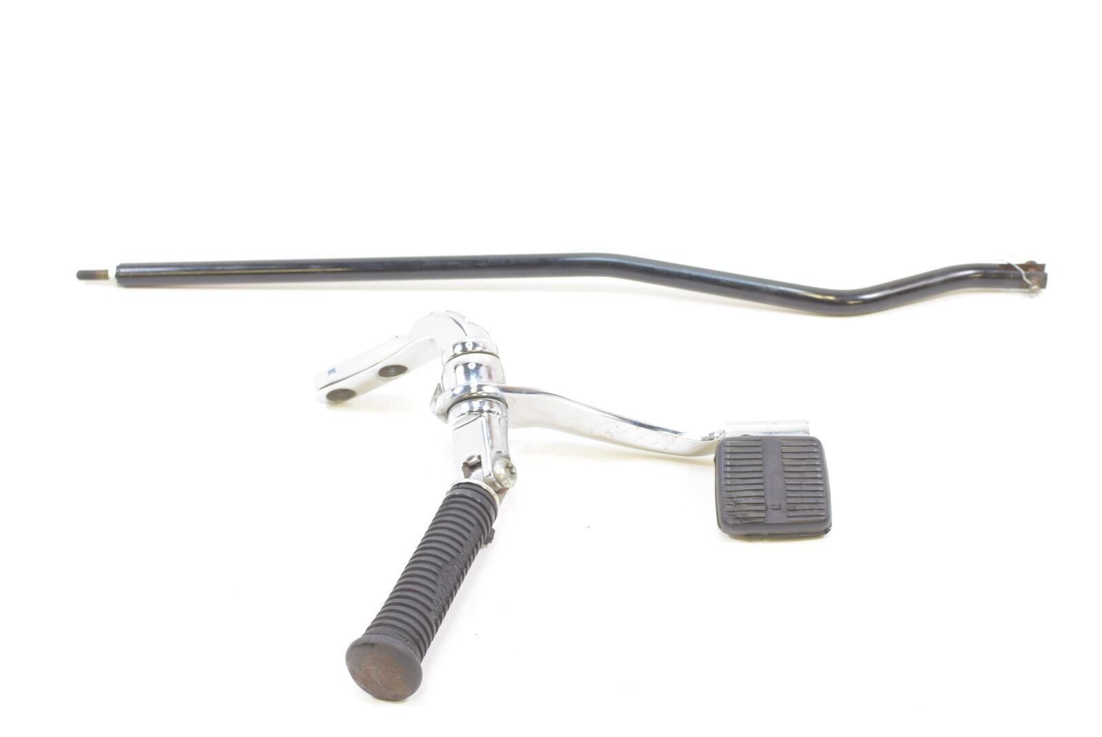 2009 Harley FXDL Dyna Low Rider Right Rider Footpeg Brake Pedal 50649-90 {{ shop.shopifyCountryName }} - Mototech271