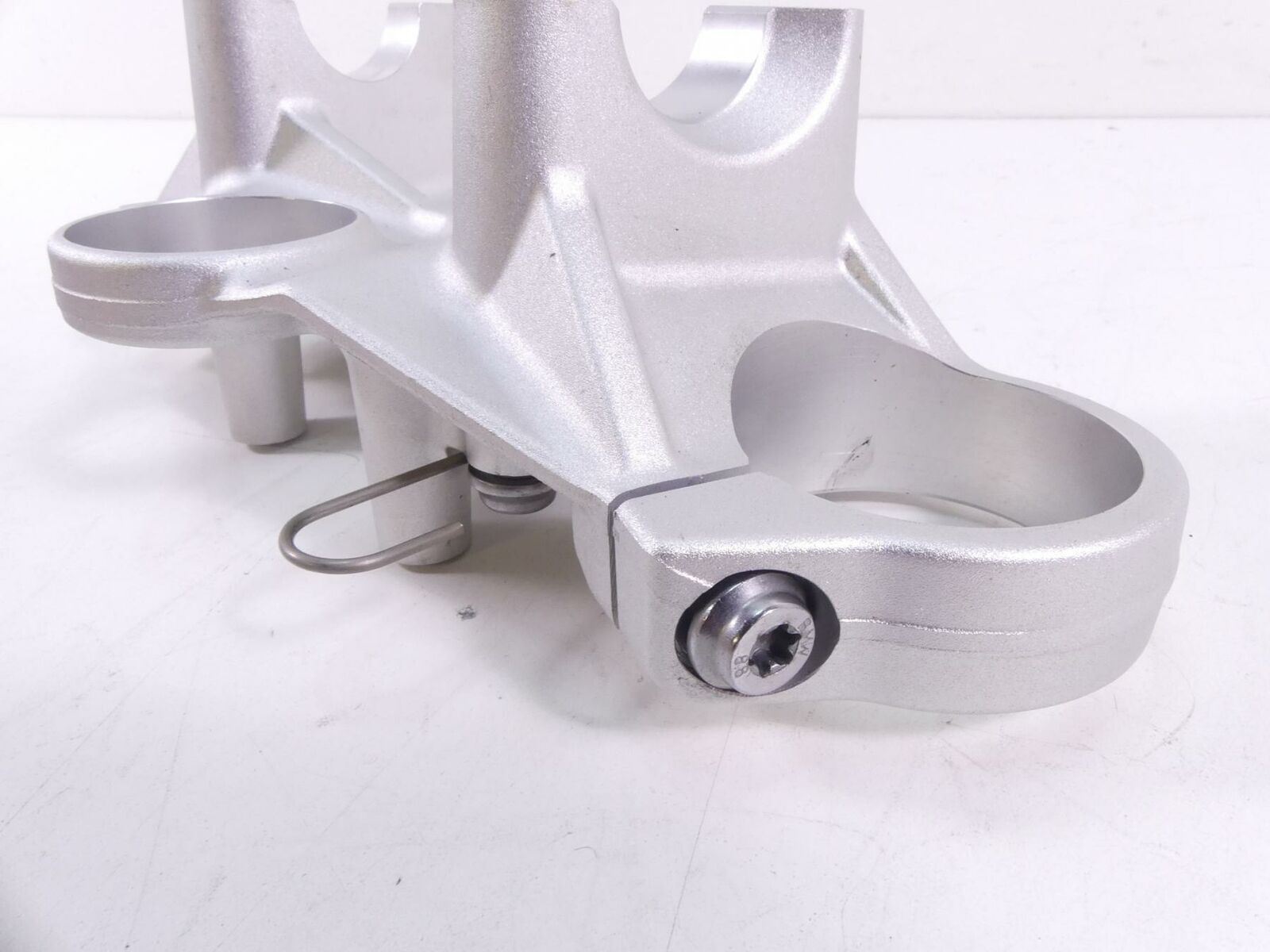 2016 BMW R1200RS K54 Upper Triple Tree Steering Clamp 55mm 31428525324 {{ shop.shopifyCountryName }} - Mototech271