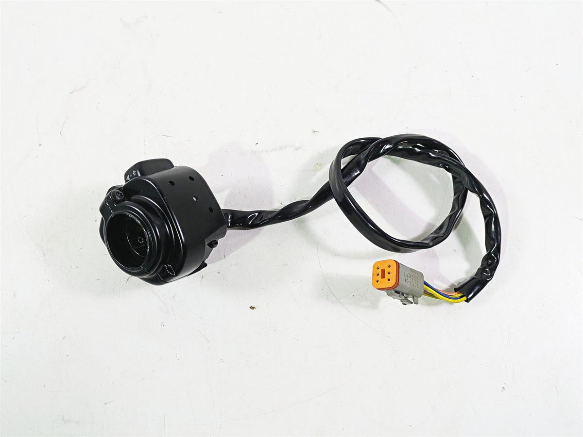 2006 Harley VRSCR Street V-Rod Left Hand Control Switch 71682-06A 71685-06A {{ shop.shopifyCountryName }} - Mototech271