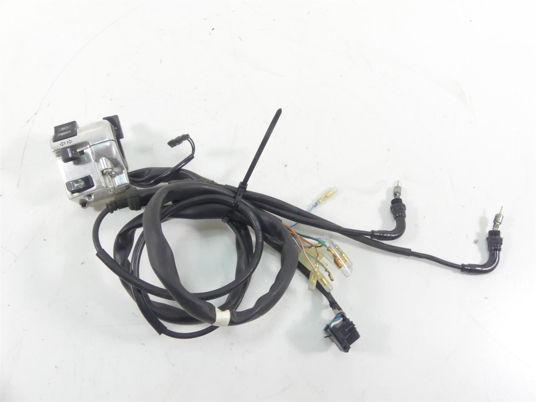 2007 Honda VT1100 C Shadow Spirit Left Hand Controls Switch 35020-MAH-A00 {{ shop.shopifyCountryName }} - Mototech271