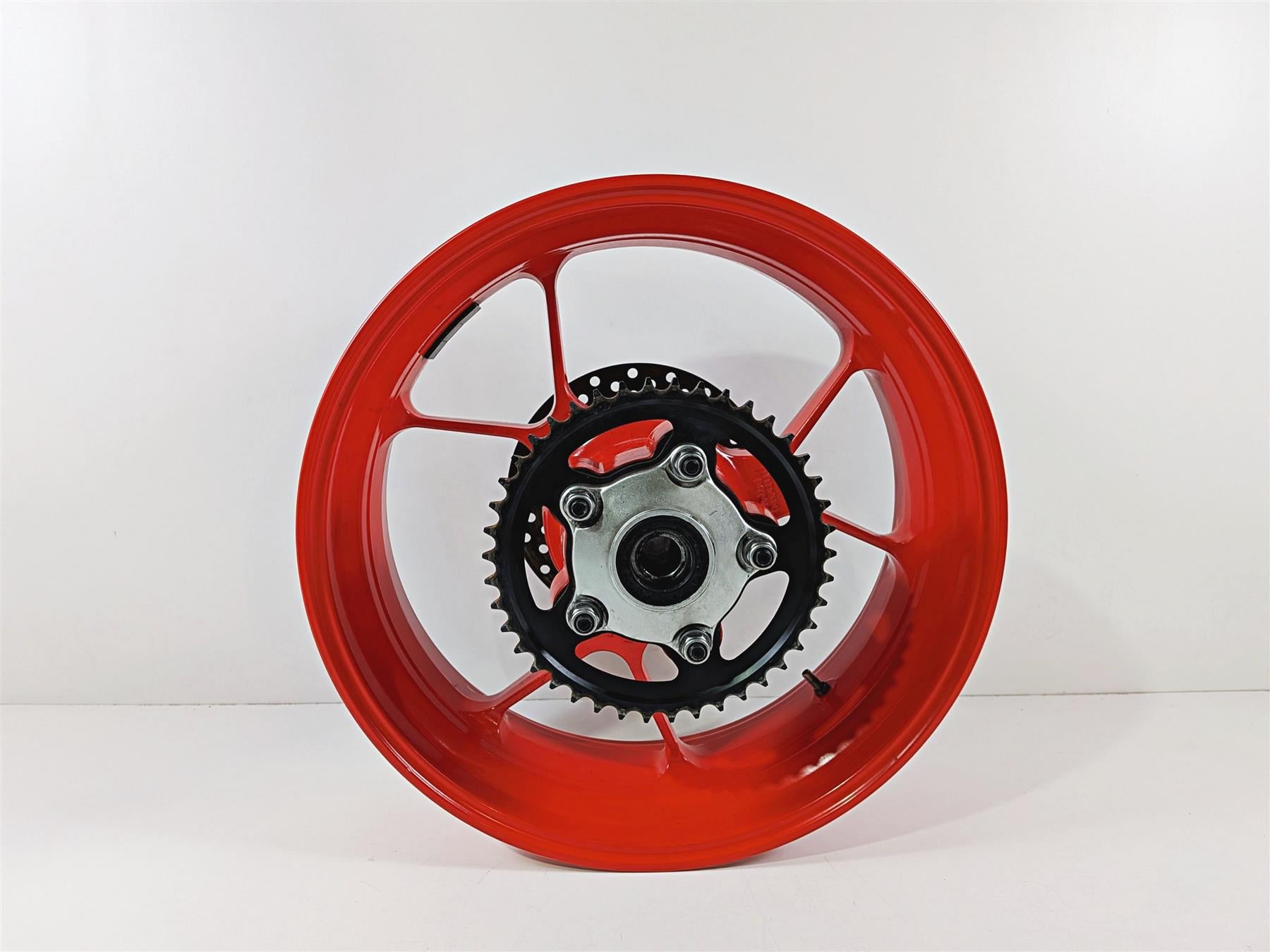 2016 Aprilia RSV 1100 Tuono V4 Factory Rear Red 17x6 Wheel Rim 2B002118 {{ shop.shopifyCountryName }} - Mototech271