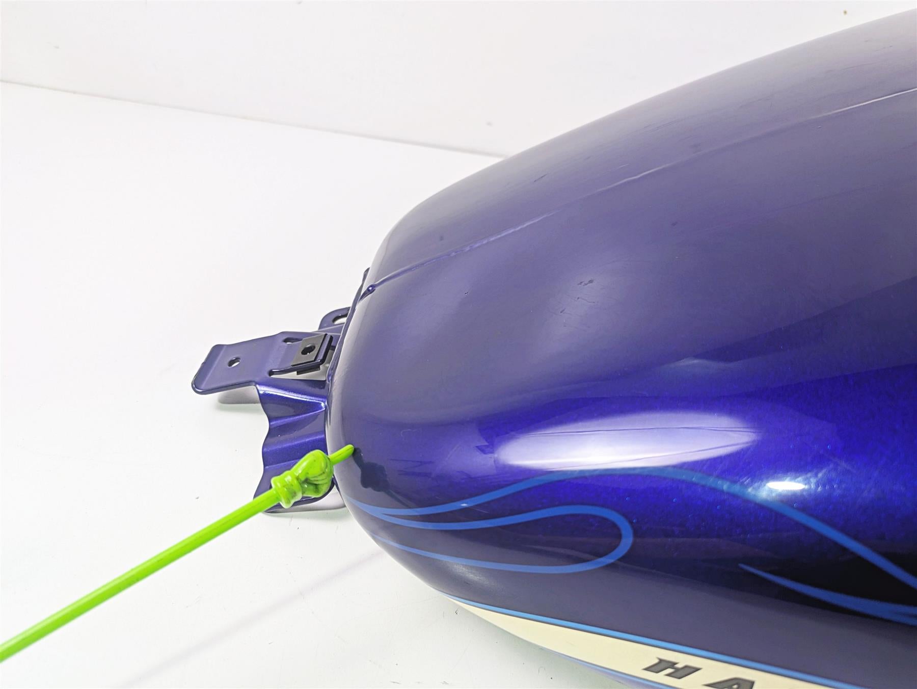 2010 Harley Touring FLHXSE CVO Street Glide Fuel Gas Petrol Tank - Read 61356-08 {{ shop.shopifyCountryName }} - Mototech271