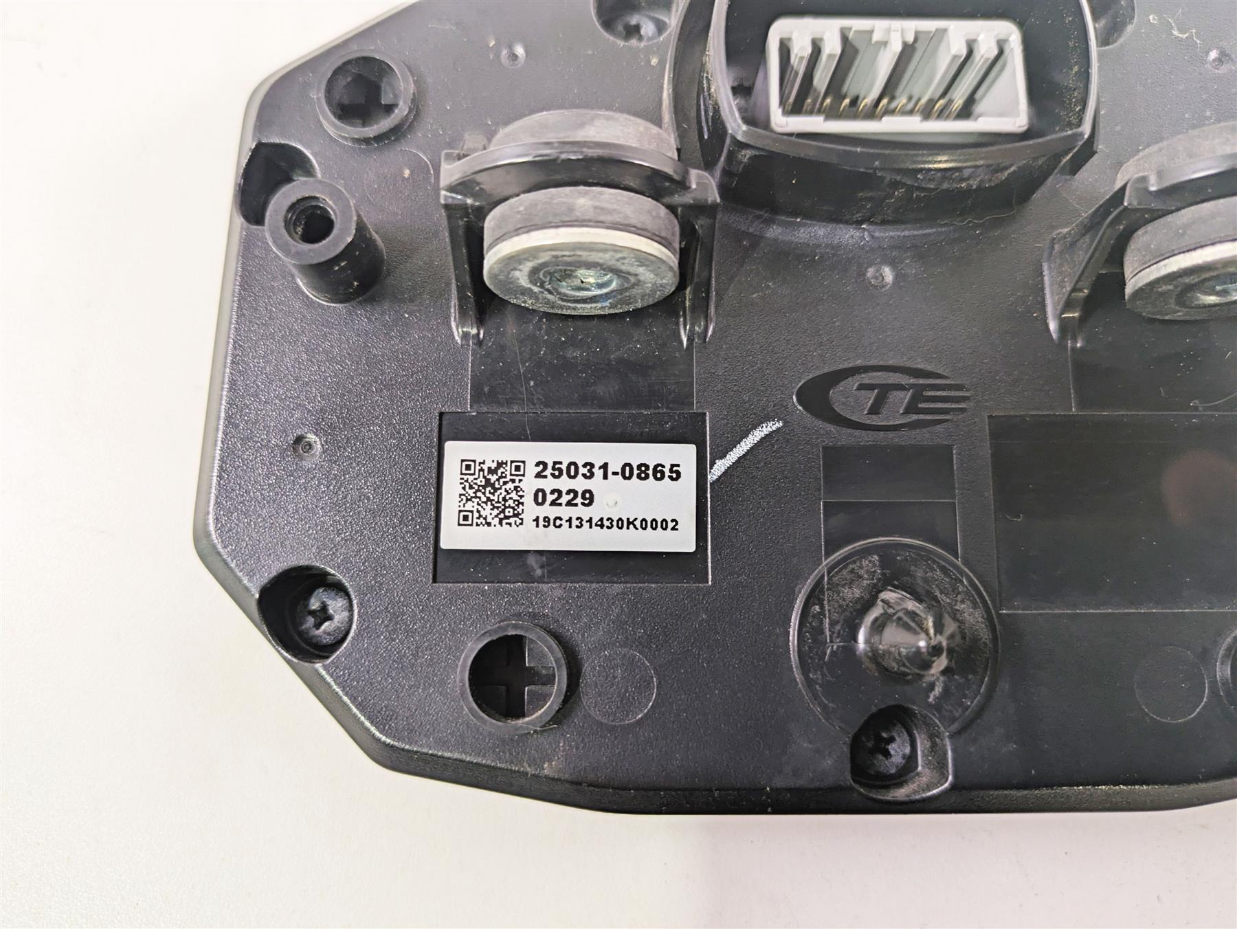 2020 Kawasaki Z900 ZR900 Speedometer Gauge Instrument - 12k 25031-0865 {{ shop.shopifyCountryName }} - Mototech271