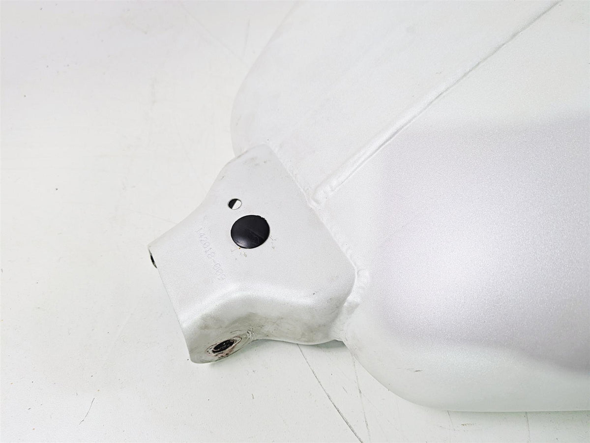 2018 Indian Chieftain Limited Fuel Gas Petrol Tank - Custom Logo 1021997 {{ shop.shopifyCountryName }} - Mototech271