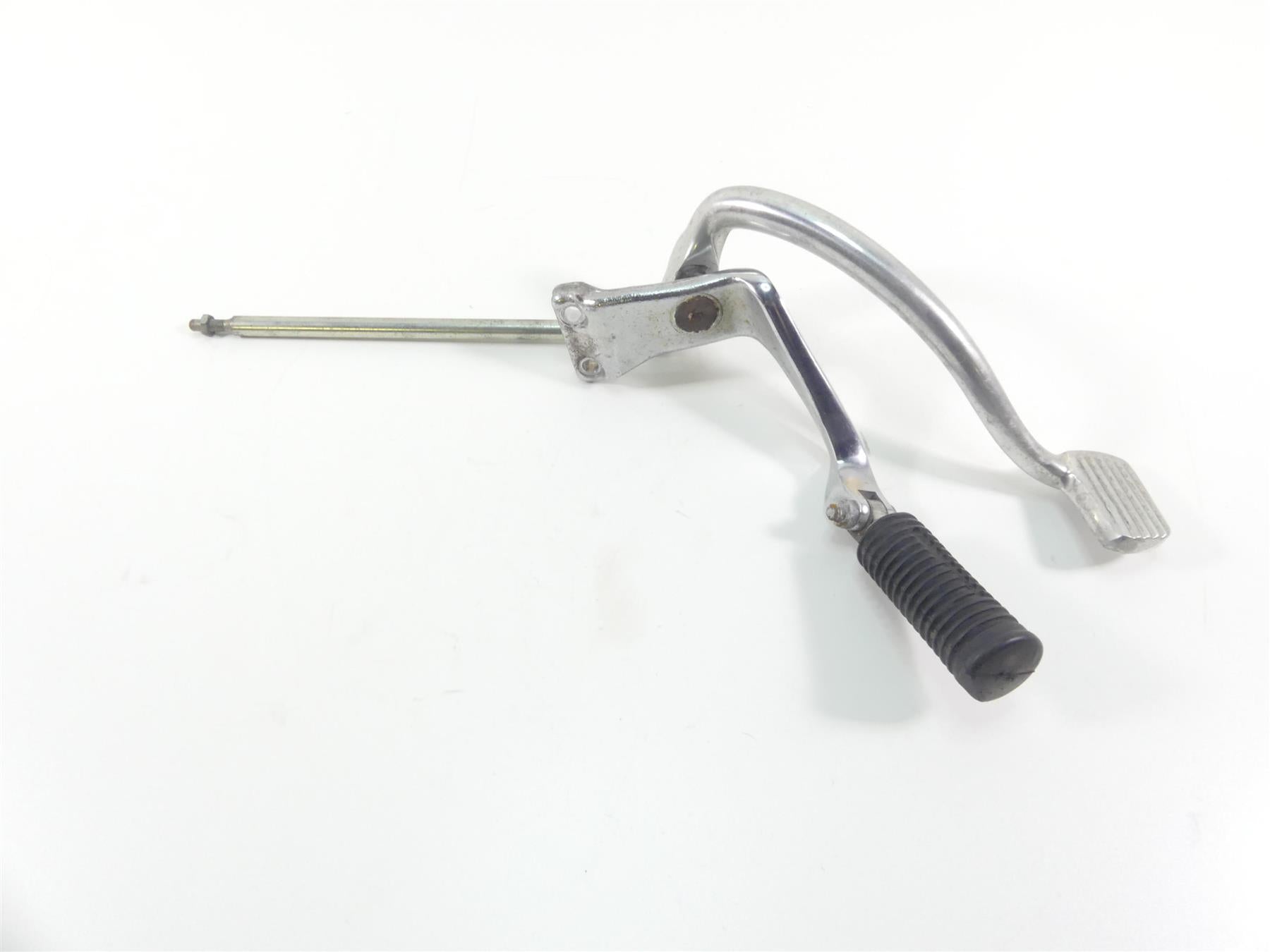 2016 Harley FXDL Dyna Low Rider Right Foot Peg & Brake Pedal Mid Cntrl 50666-07 {{ shop.shopifyCountryName }} - Mototech271