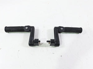 2018 Indian Chieftain Limited Rear Passenger Foot Peg Set 5140869 5140870