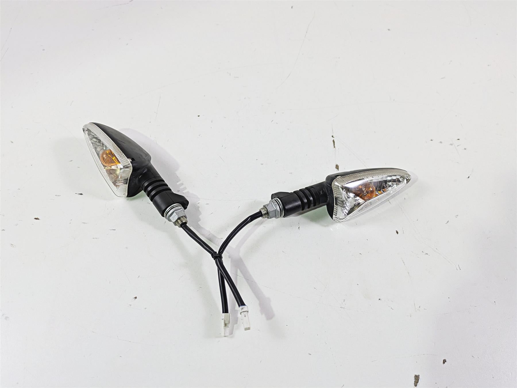 2018 KTM 1290 Super Adv S Rear Blinker Turn Signal Set 60314025000 60314026000 {{ shop.shopifyCountryName }} - Mototech271