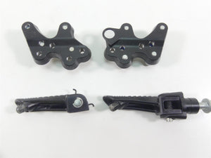 2022 Suzuki GSXR750 Front Rider Driver Footpeg  Foot Peg Set 43511-14J10 | Mototech271