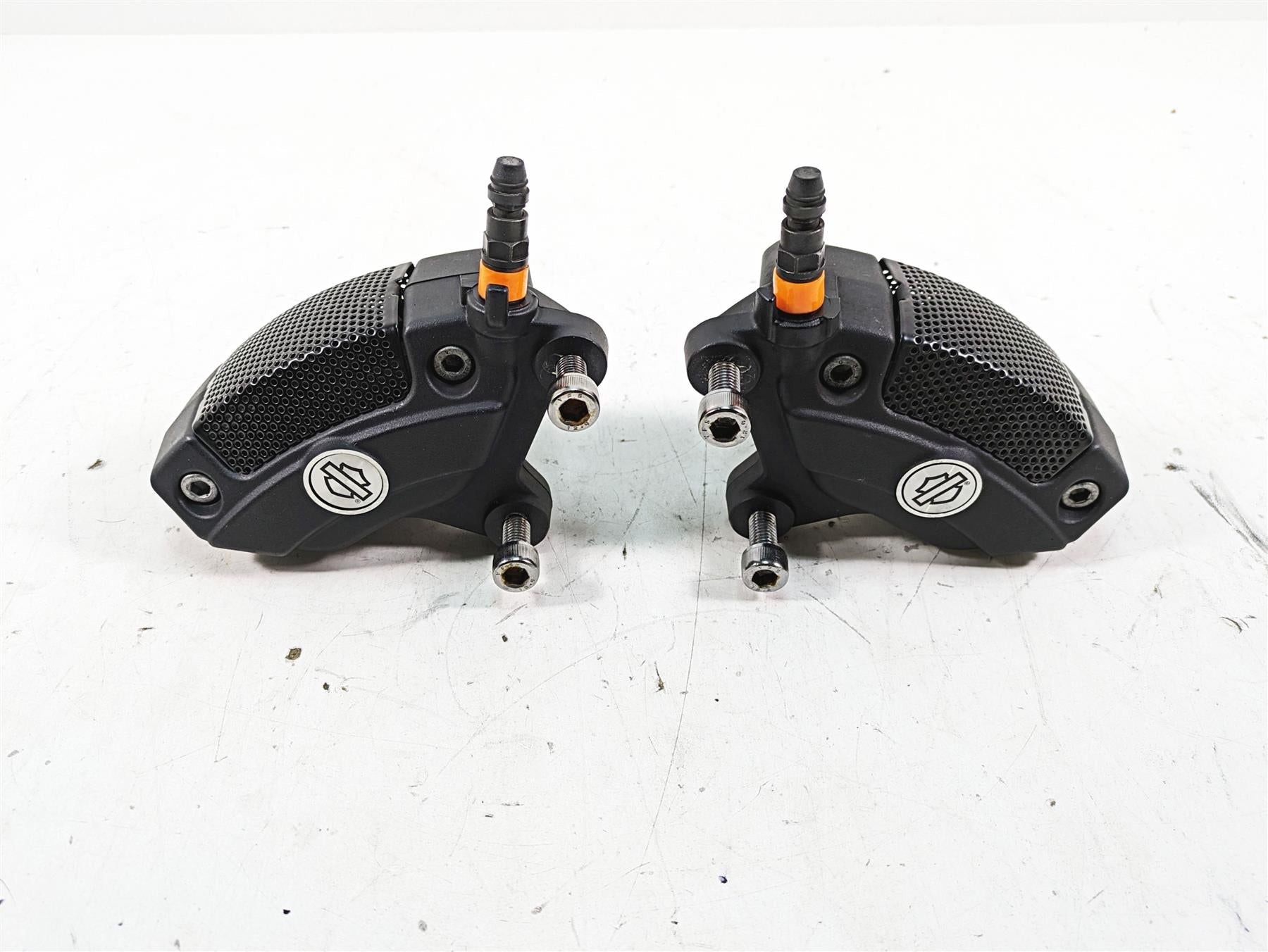 2015 Harley Touring FLHXS Street Glide Front Brake Caliper Set 43027-08 44023-08 | Mototech271