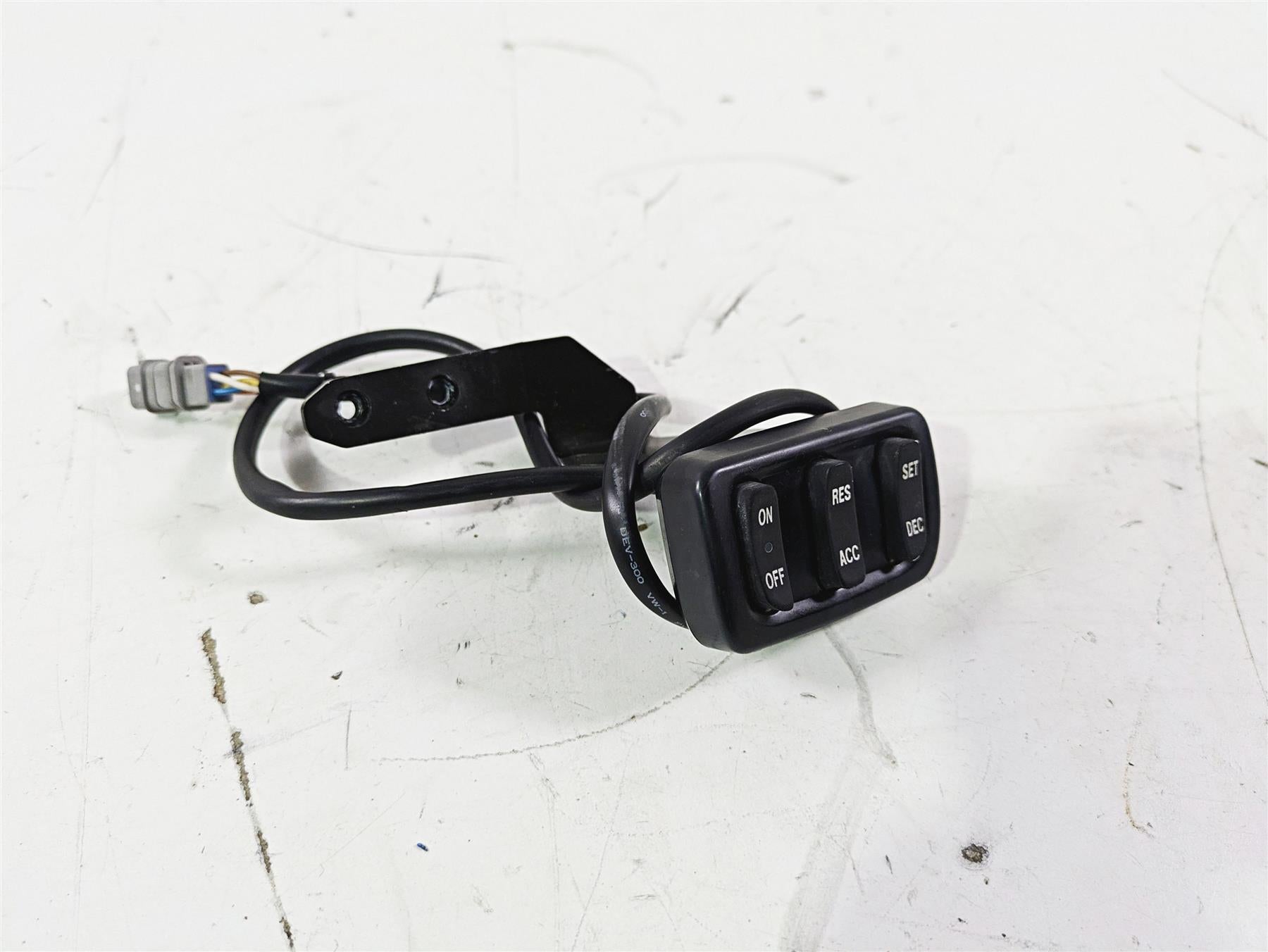 2012 Victory Cross Country Cruise Control Switch Set 4012843 {{ shop.shopifyCountryName }} - Mototech271