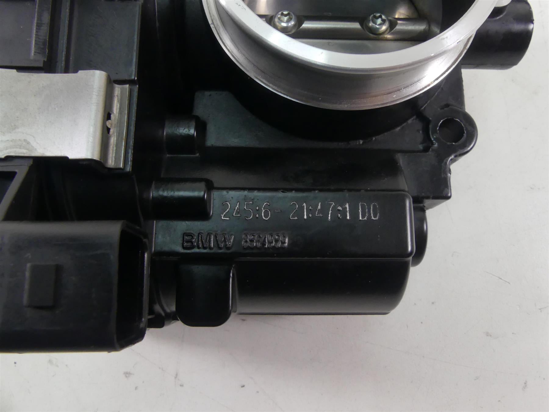 2017 BMW R1200GS GSW K50 Fuel Injection Throttle Body Bodies Set 13548564959 {{ shop.shopifyCountryName }} - Mototech271