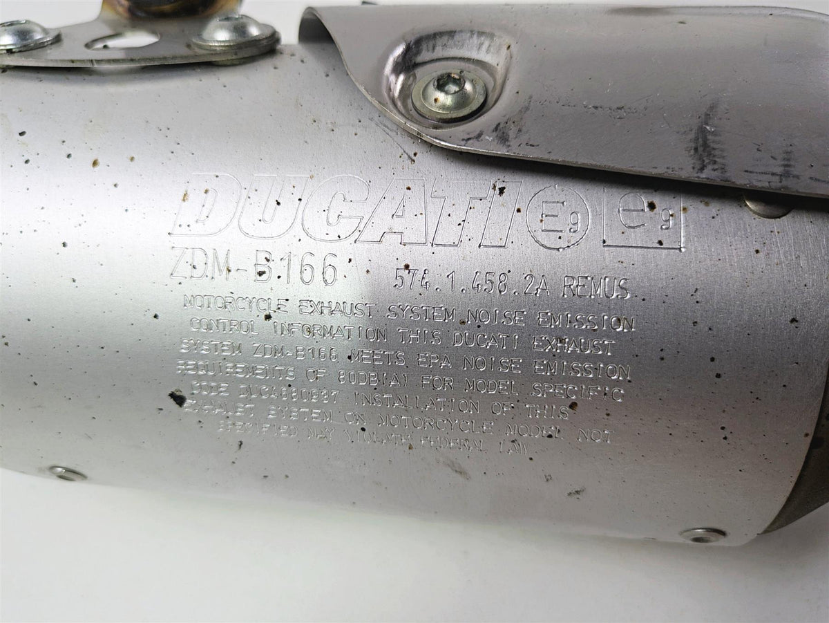 2022 Ducati Hypermotard 950 Exhaust Muffler Silencer Set 57314583A 57414583A {{ shop.shopifyCountryName }} - Mototech271