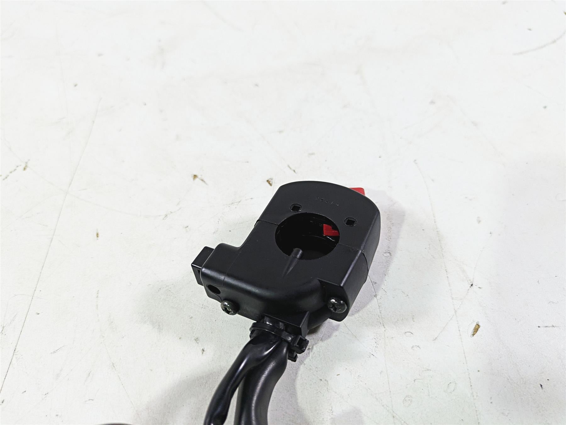 2008 Honda CBR1000RR SC59 Right Hand Start Stop Control Switch 35130-MFL-000 {{ shop.shopifyCountryName }} - Mototech271