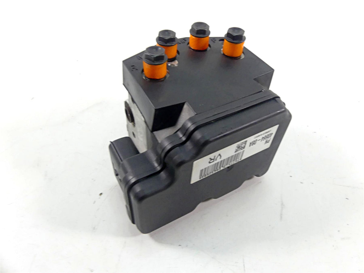 2015 Harley VRSCF Muscle V-Rod Abs Brake Pump Unit Module 40664-08A {{ shop.shopifyCountryName }} - Mototech271