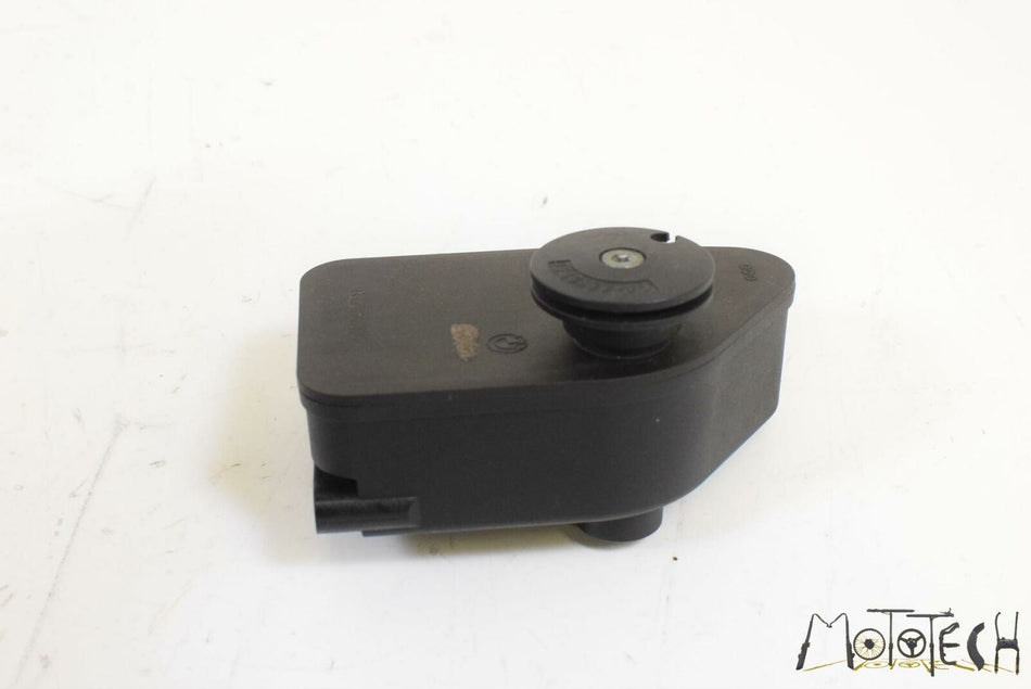 2009 BMW K1300 K1300S K40 Exhaust Valve Servo Motor Actuator 18307719422 {{ shop.shopifyCountryName }} - Mototech271
