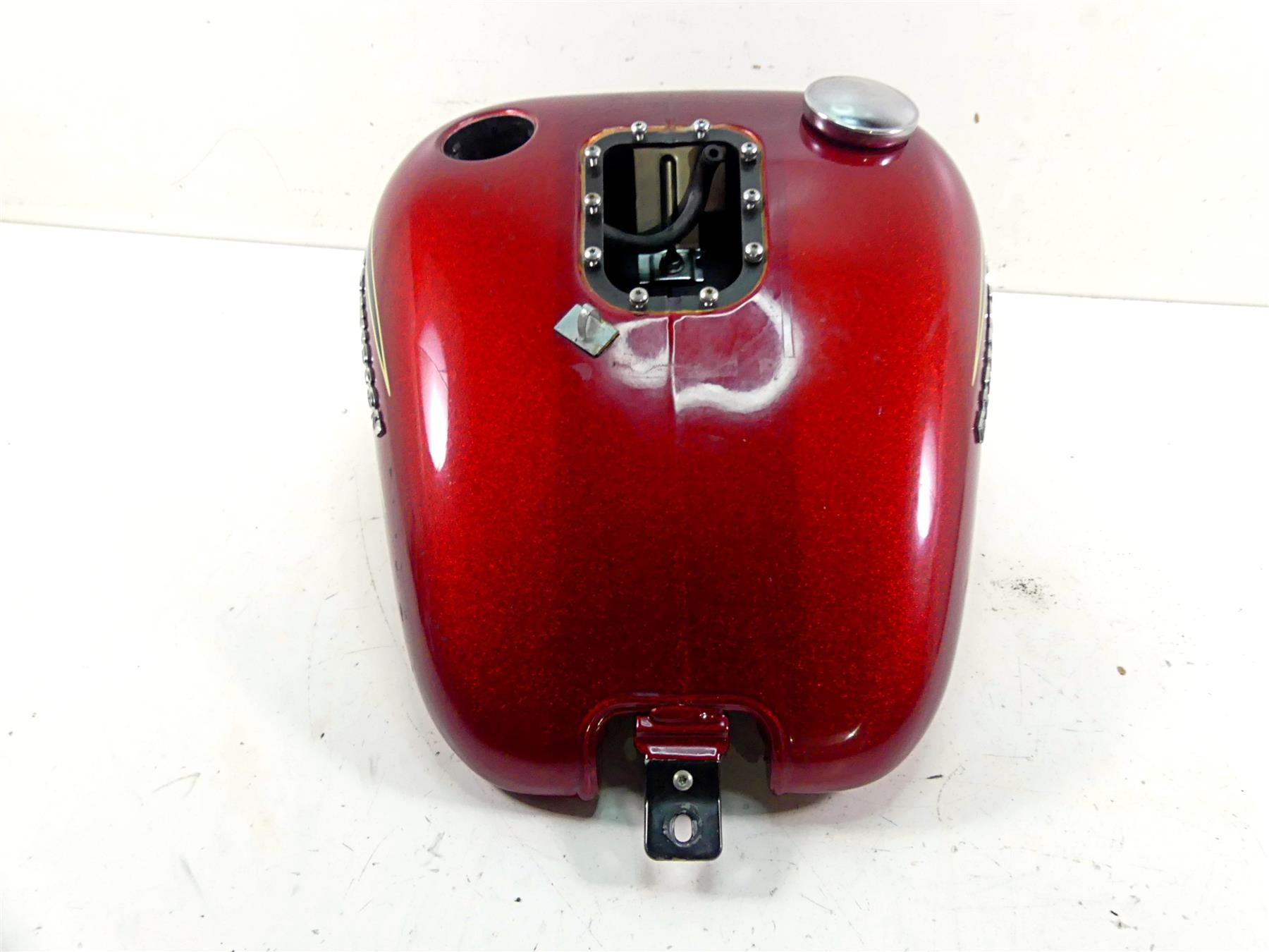 2013 Harley Softail FLSTFB Fat Boy Lo Fuel Gas Petrol Tank 61625-11 {{ shop.shopifyCountryName }} - Mototech271