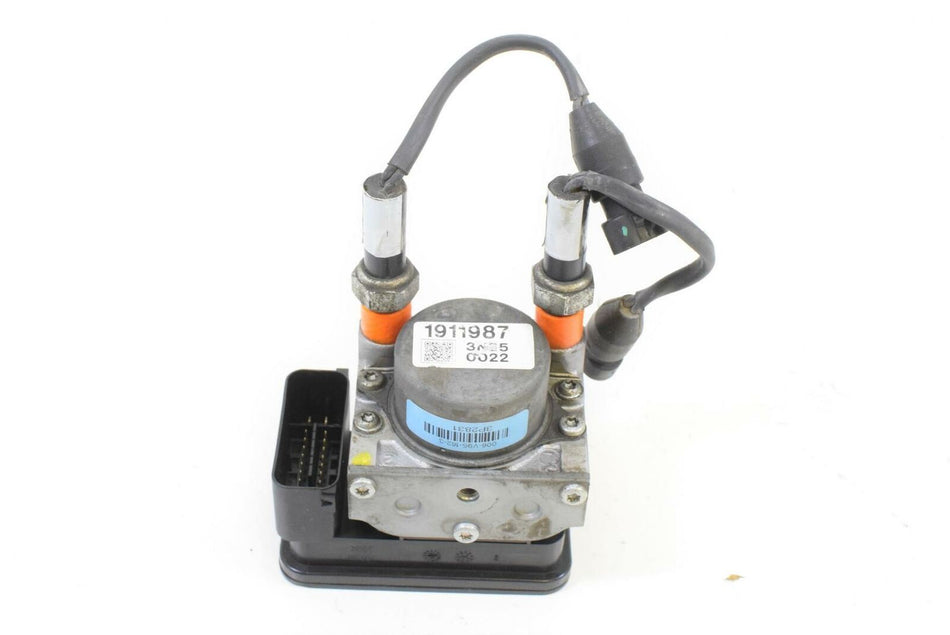 2014 Indian Chief Vintage Abs Module Brake Pump 2204981 {{ shop.shopifyCountryName }} - Mototech271
