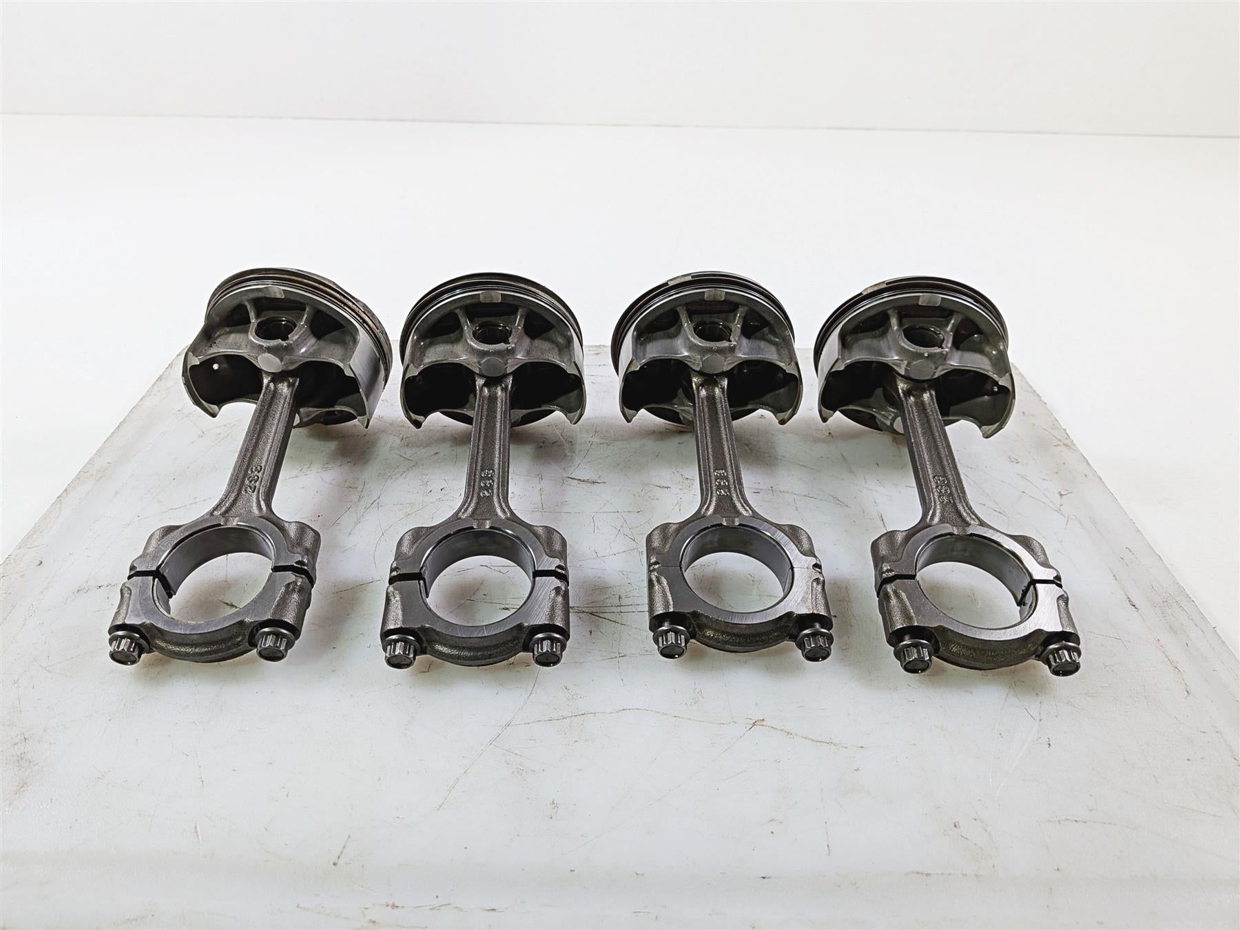 2009 Yamaha VMX17 V-Max 1700 Piston Connecting Rod Set 2S3-11650-00 2S3-11631-00-Mototech271