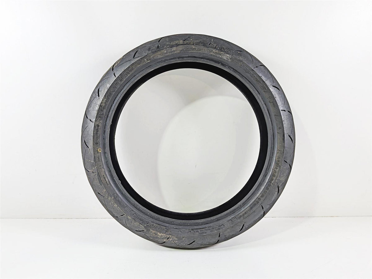 Used Front Motorcycle Tire Dunlop Sportmax Roadsport 2 120/70-R17 58W DOT2624 45238704-Mototech271