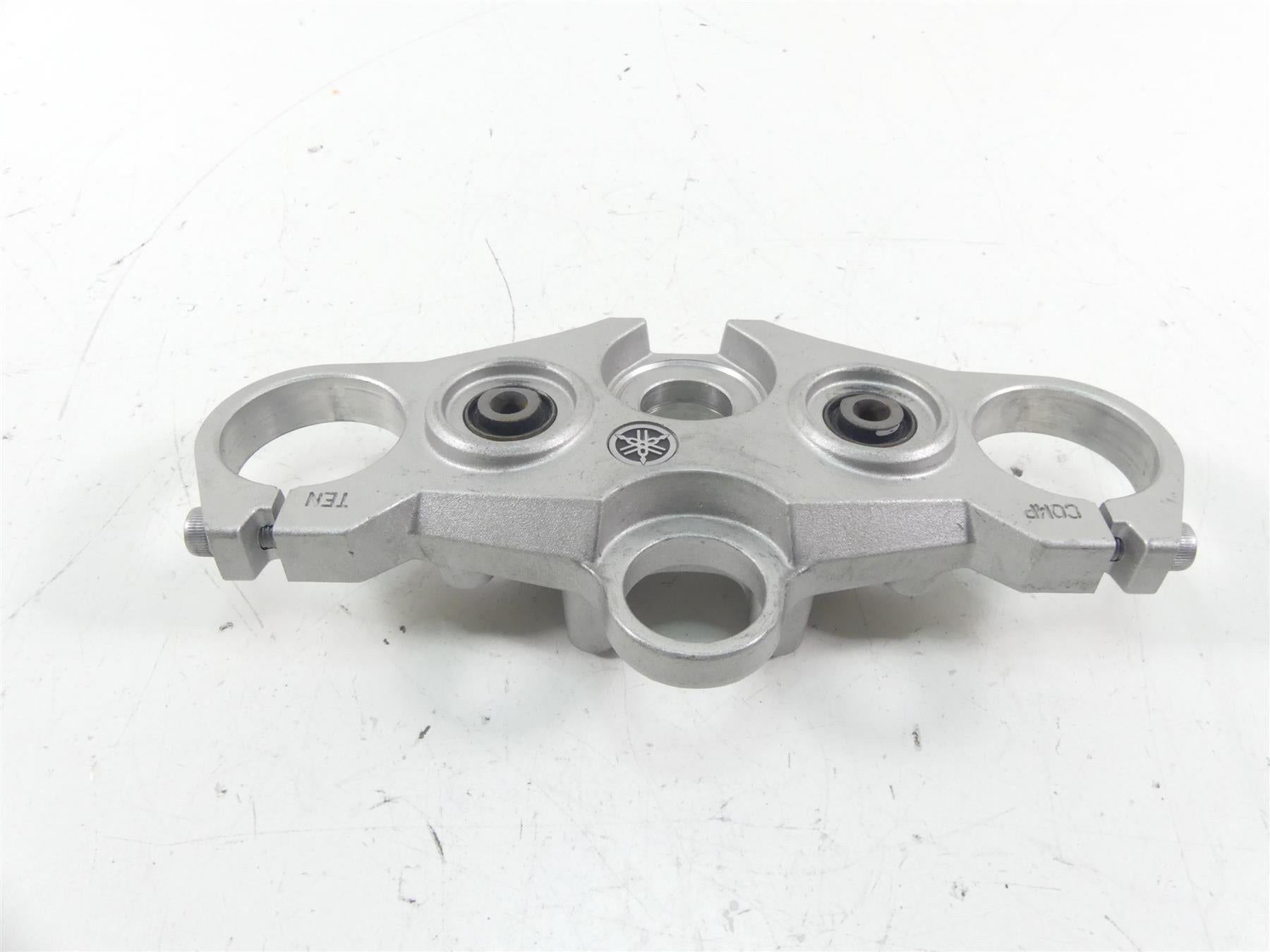 2008 Yamaha FZ1 Fazer Upper Triple Tree Steering Clamp 50mm 2D1-23405-11-00 {{ shop.shopifyCountryName }} - Mototech271