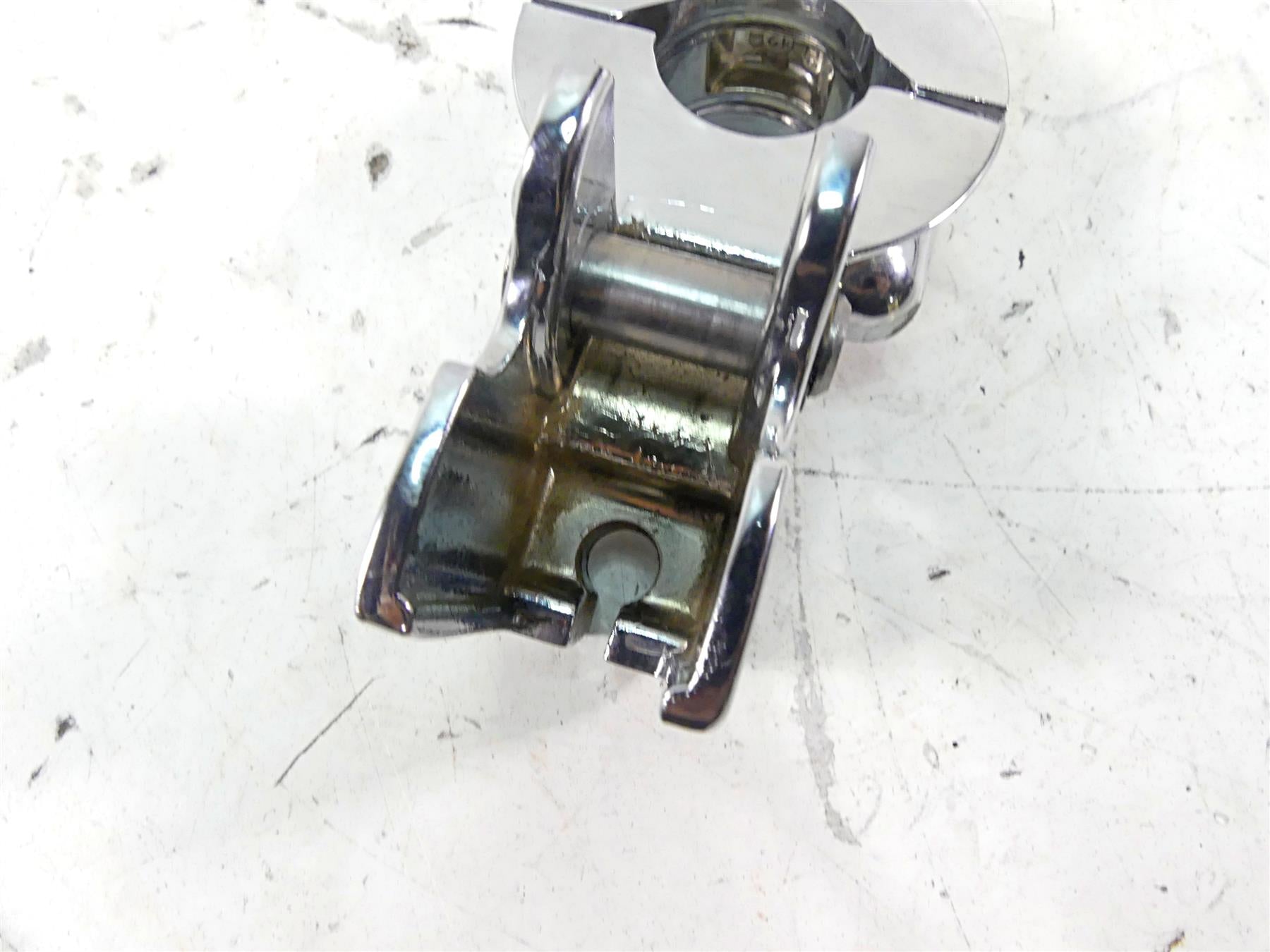 2006 Harley Softail FXSTSI Springer Nice Chrome Clutch Perch 38608-96 {{ shop.shopifyCountryName }} - Mototech271